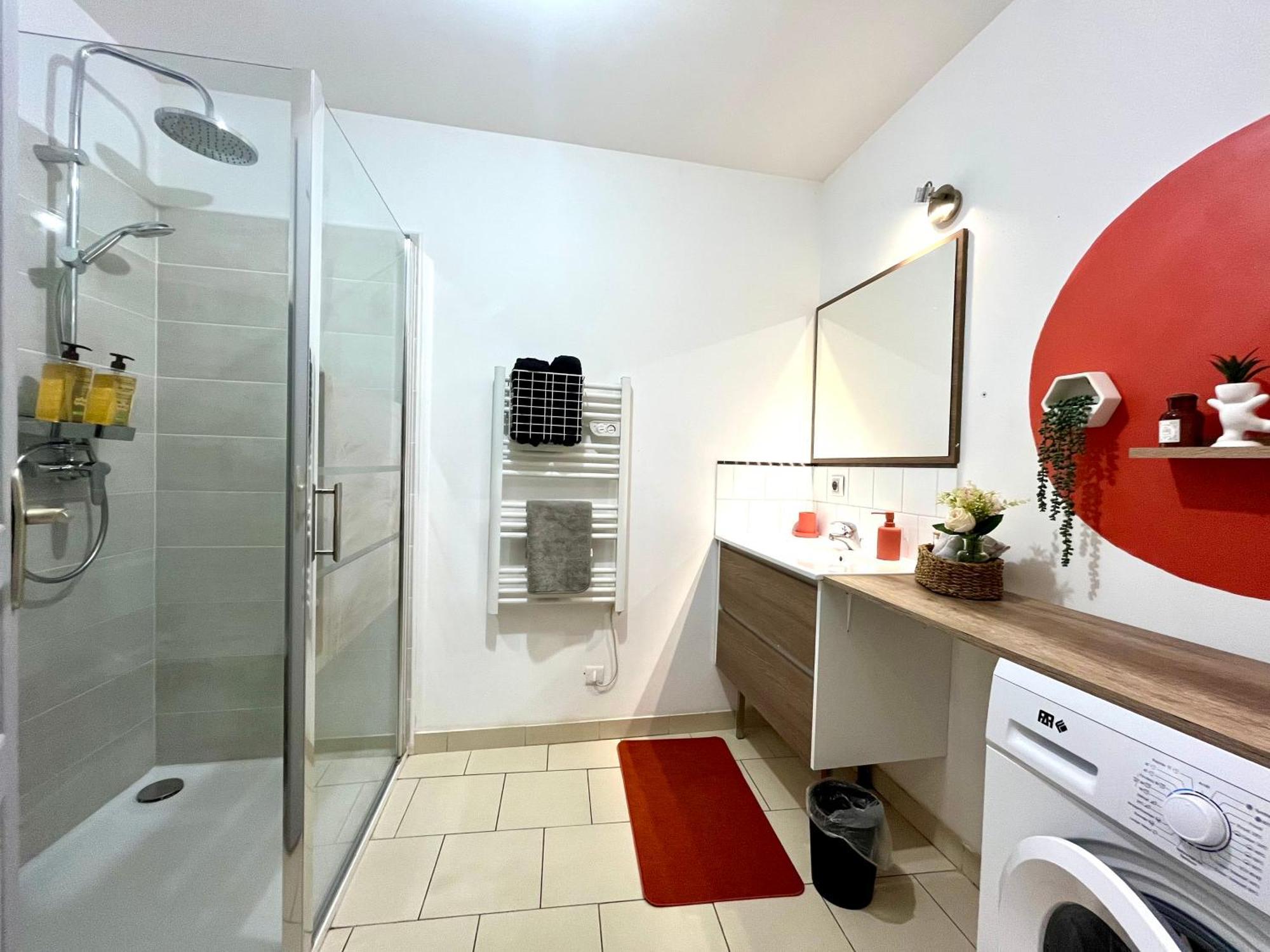 Le Mirror- Hyper Centre Apartment *